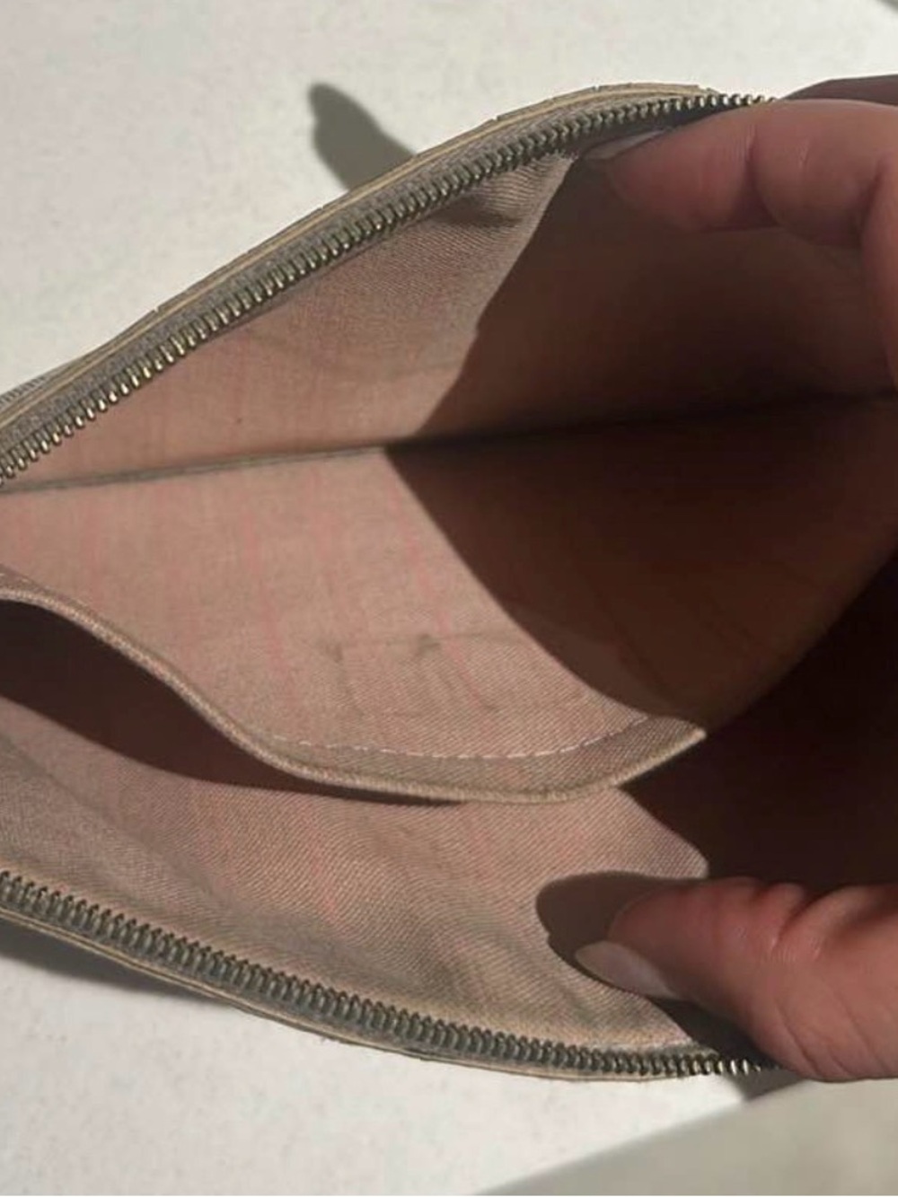 Louis Vuitton Damier Azur Check Zip Pouch - Picture 4 of 6